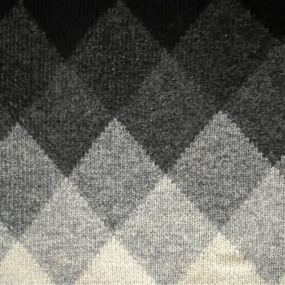 Vintage Evolution Wool V Neck Argyle Sweater - Picture 8 of 13